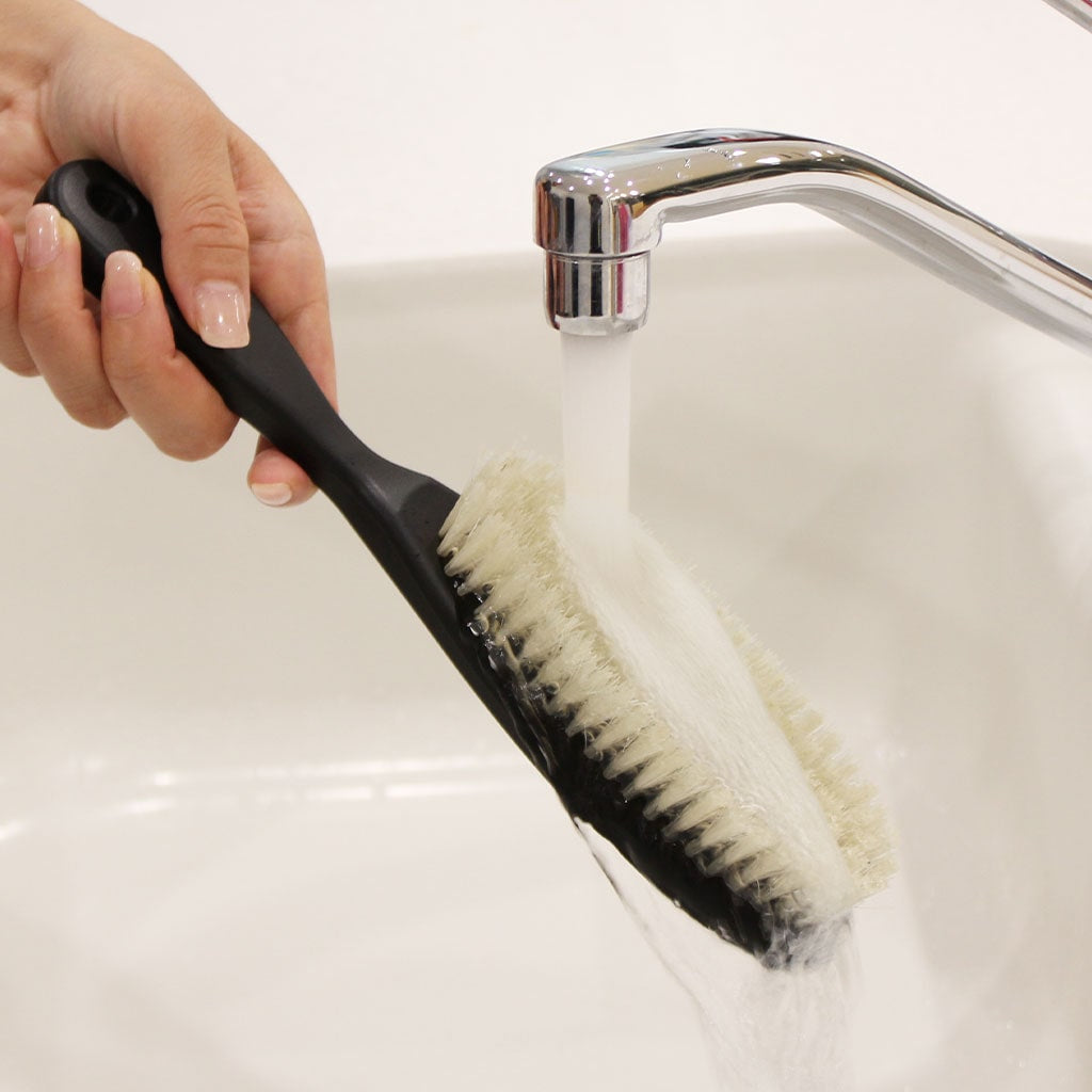 Everyday Anti-Static Washable Clothes Brush - Made in Japan