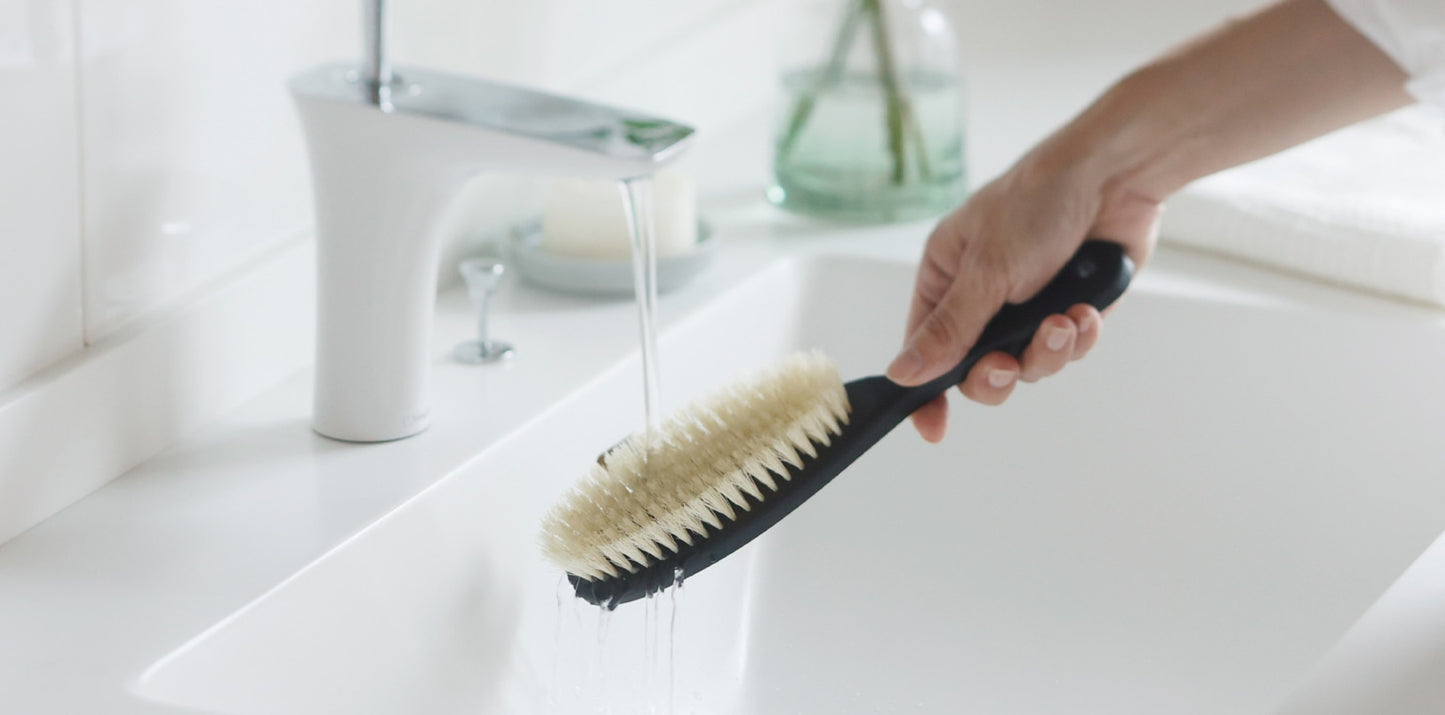 Everyday Anti-Static Washable Clothes Brush - Made in Japan