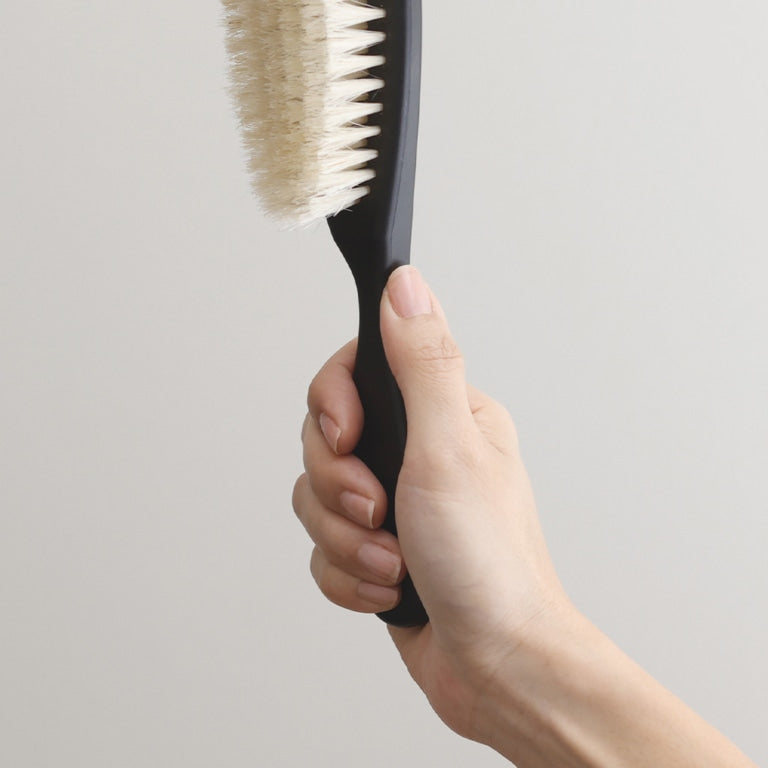 Everyday Anti-Static Washable Clothes Brush - Made in Japan